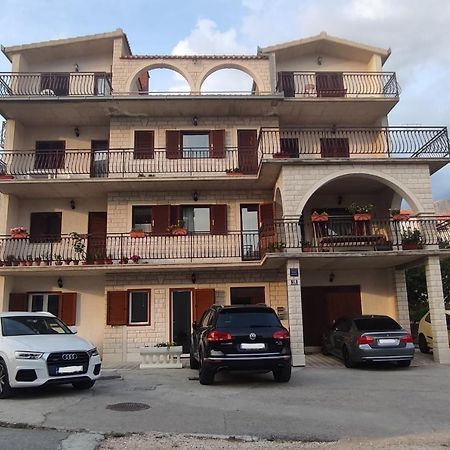 Apartments Villa Anna Podstrana Exteriör bild